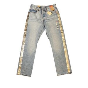 Women’s Levi’s  Blue Jeans with metallic Accents